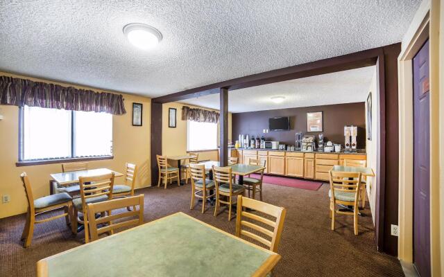 Grizzly Inn