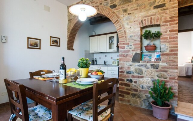 Cinuzza Piccolo Guistrigona