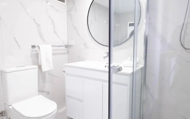 River Plaza Apartments