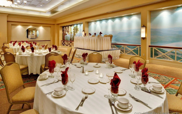 Delta Hotels by Marriott Allentown Lehigh Valley