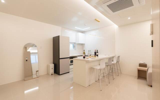 Jeonju Junghwasan-dong MH Hotel