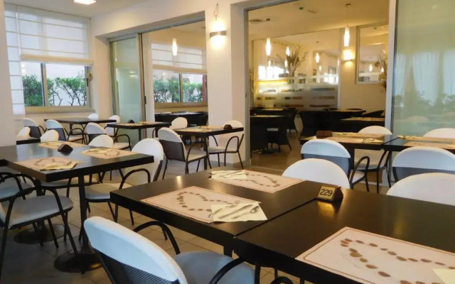 Hotel Emperador