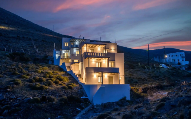 Remezzo Suites