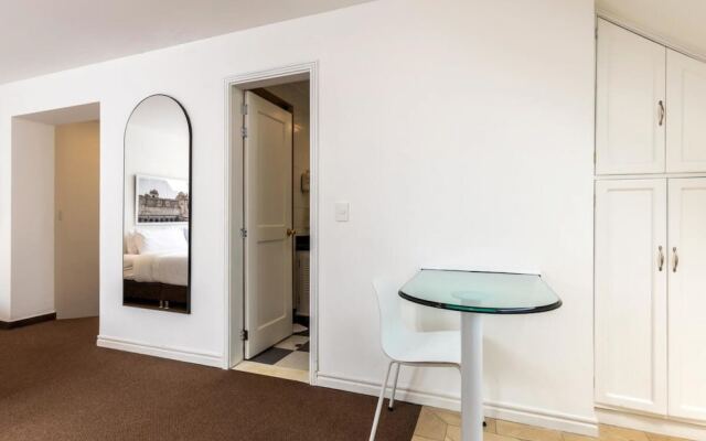 w Unique 2BR Duplex in Parque 93