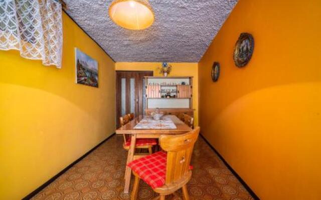 Apartment Crveni