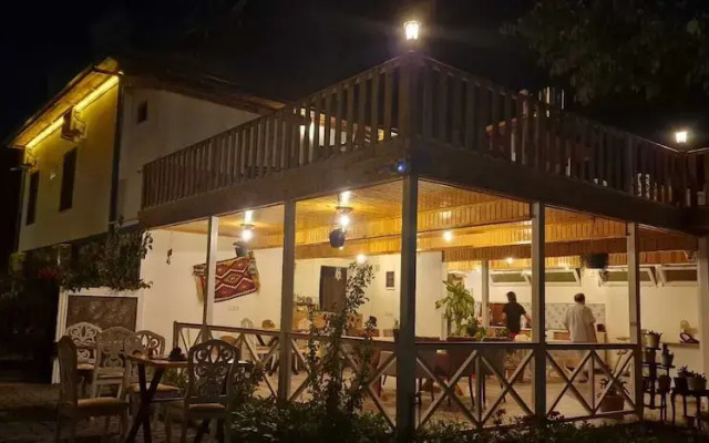 Tas Konak Butik Otel Bungalov