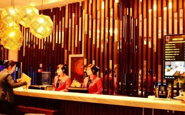 Longxiang Hotel