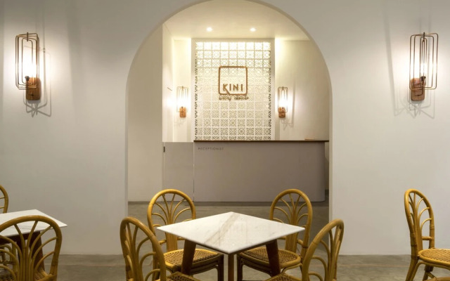 KINI Luxury Capsule - Hostel