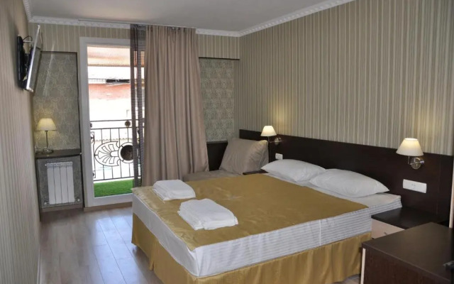 Lilia Guest House