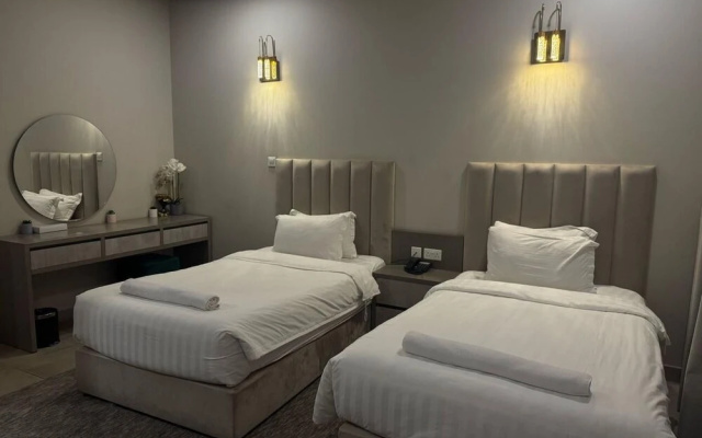 Eliana Hotel