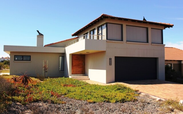 6 Nieuland 1053 Self catering