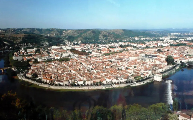 Brit Hotel Cahors - Le France