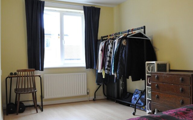 Lovely Spacious 1 Bedroom Flat in East London