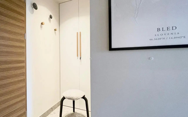Studio XII