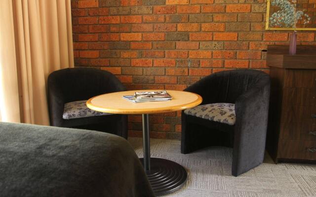Bonnie Doon Hotel