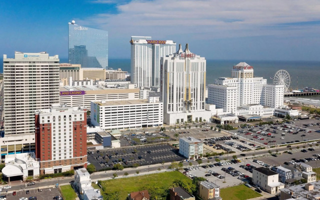 Courtyard by Marriott Atlantic City Beach Block