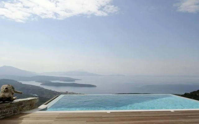 Esperos Suites & Villas