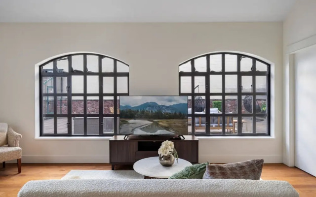 Historic Hideaway in BC