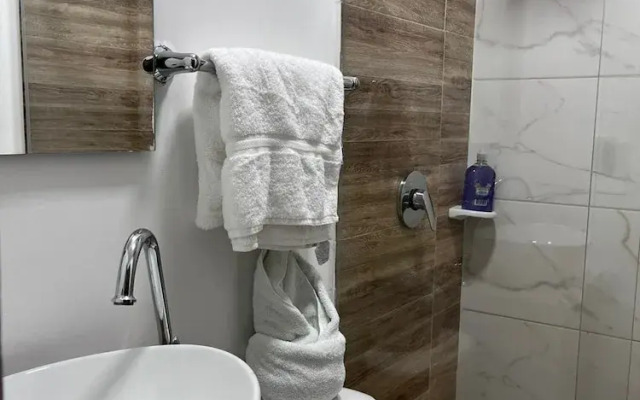 Hotel Granada Suites Deluxe