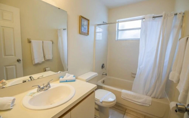 Dennis' Somerset Condo