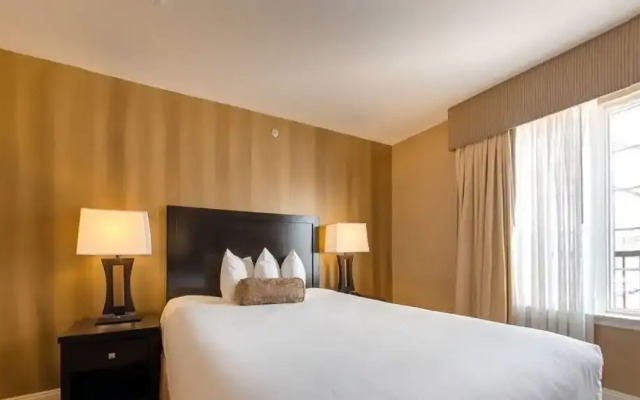 American Hotel