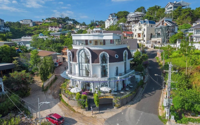 Pham Gia Villa &Hotel