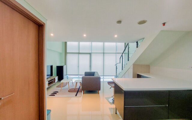 Big Studio Loft Apartment at The Reiz Condominium Medan By Travelio
