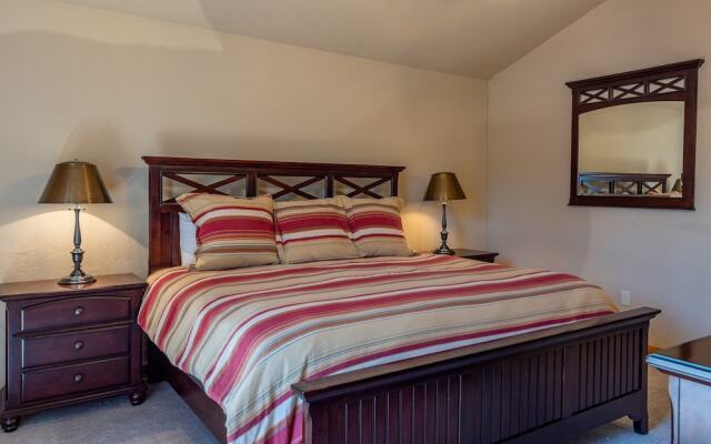 The Timbers 4o-3 Bedroom Condo