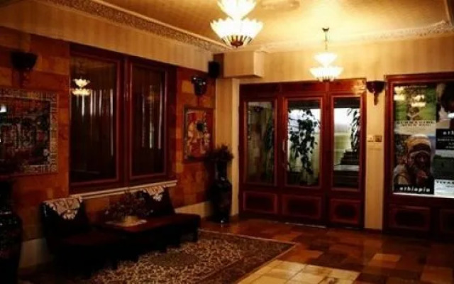 Ararat Hotel