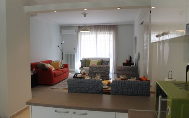 Spacy stay Central Athinian Apartment