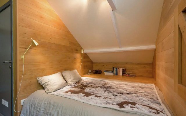 Beautiful Holiday Home in Redu With Whirlpool - фото 4