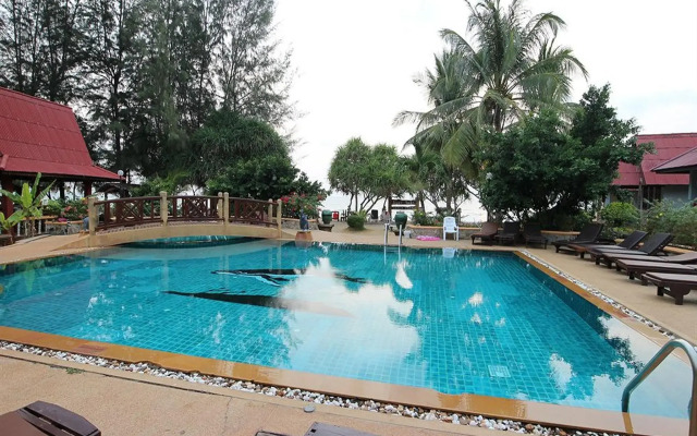 Lanta Villa Resort