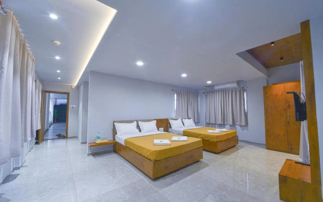 Hotel TrushaDham Near to Mahalaxmi Temple Kolhapur