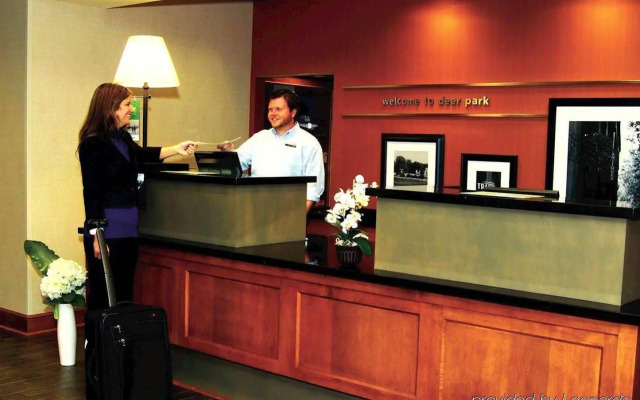 Hampton Inn & Suites Chicago Deer Park