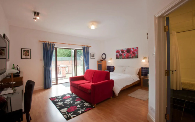 Sturmer Hall Hotel & Conference Centre