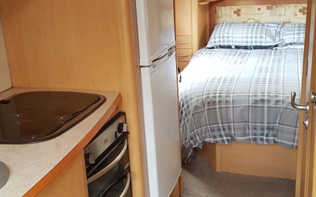 Lovely Caravan Near Notts and Newark