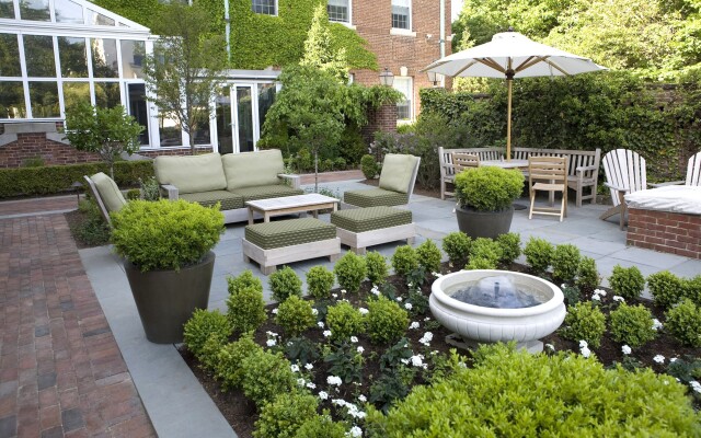Vanderbilt, Auberge Resorts Collection