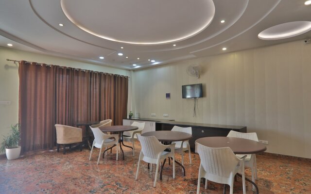 Hotel Aarya