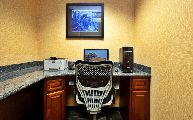 Holiday Inn Express Hotel & Suites, a Baton Rouge-Port Allen, an IHG Hotel