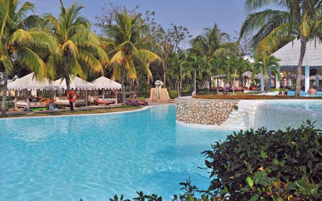Paradisus Rio De Oro Resort & Spa