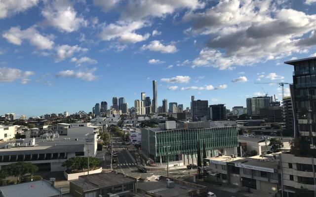 Newstead City Skyline 1Bed Apt And Park Qne008