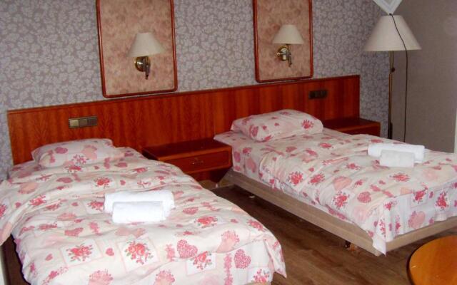 Hotel Nadikvari
