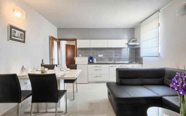 Holiday home Stinjan Prilaz Plazina