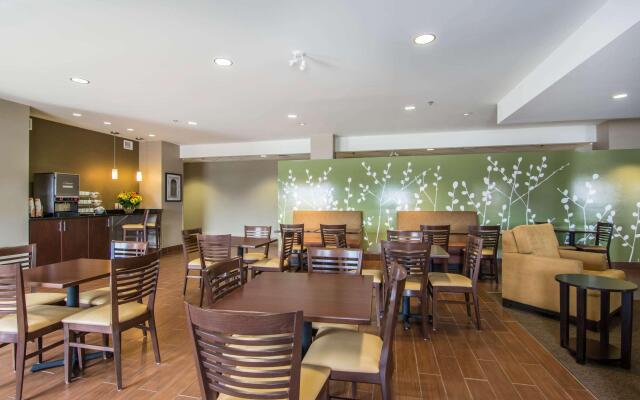 Sleep Inn Regina East