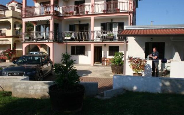 Guest House Zohil