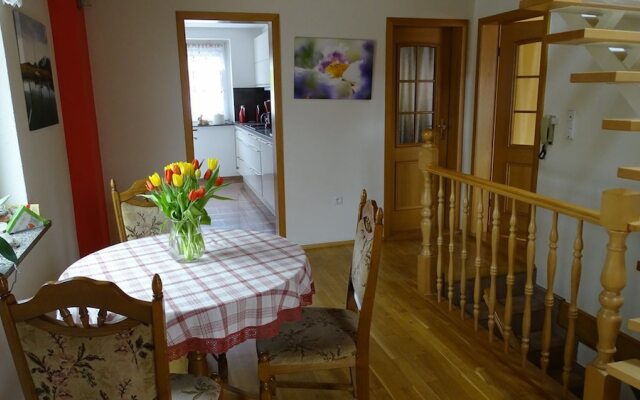 Gästezimmer & Ferienwohnung Berge