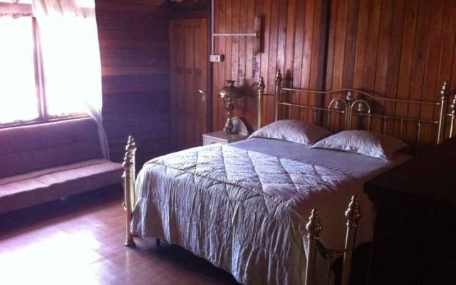 Palanta Roemah Kajoe Syariah Villa – Guest Rooms – Padang