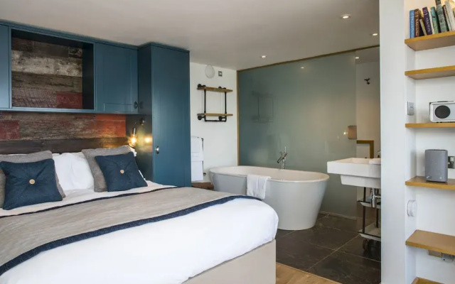 Burgh Island Hotel