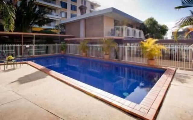 Sundale Motel