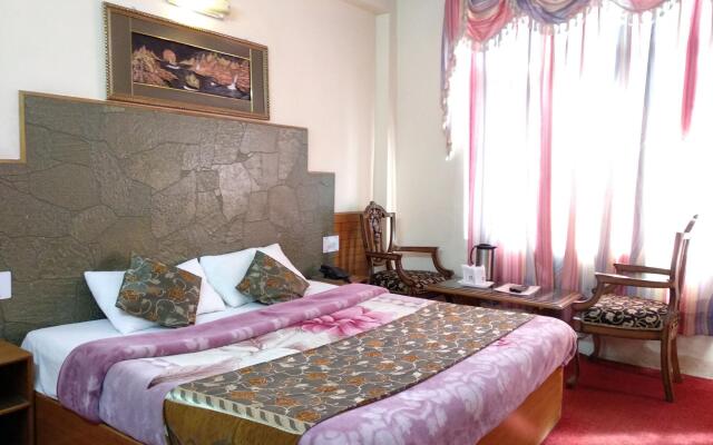 Chichoga Holiday Inn Manali